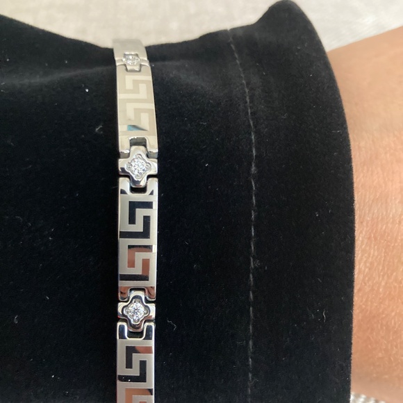 Greek pattern bracelet with White Stones - Picture 4 of 4